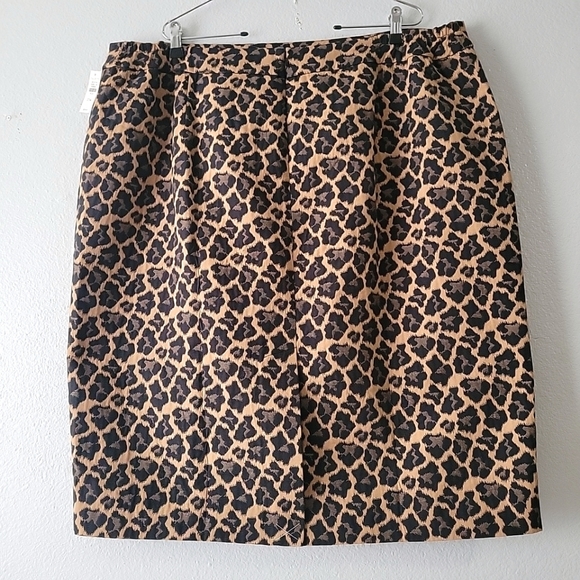 Talbots Women's Plus Size 20W Leopard Jacquard Pencil Skirt - Picture 4 of 10